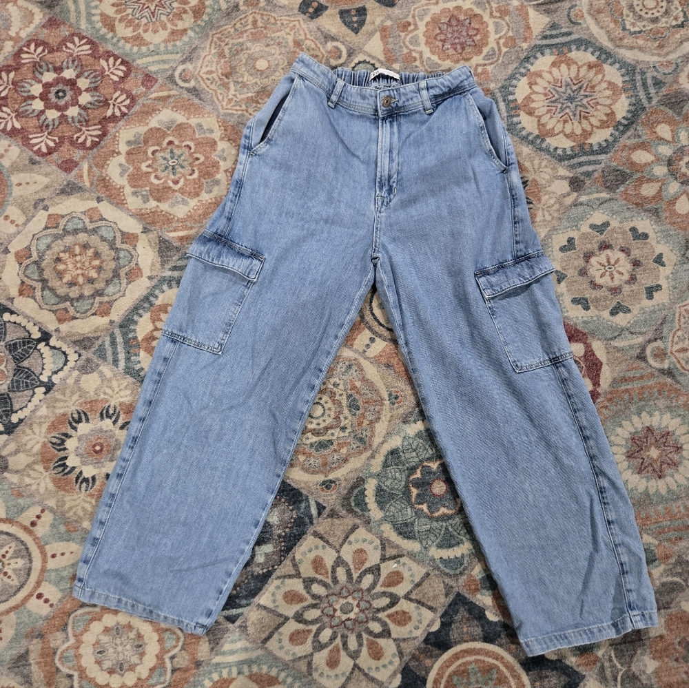 ZARA Light Wash Wide Leg Cargo Jeans Small